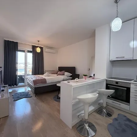 Stan Na Dan - Bulevar - Nea Apartment *